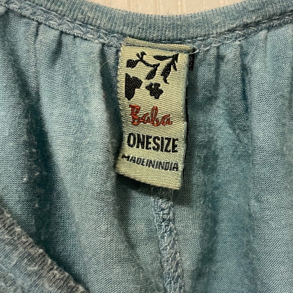 Baba oversized teal cotton top in boho style. - Picture 6 of 9